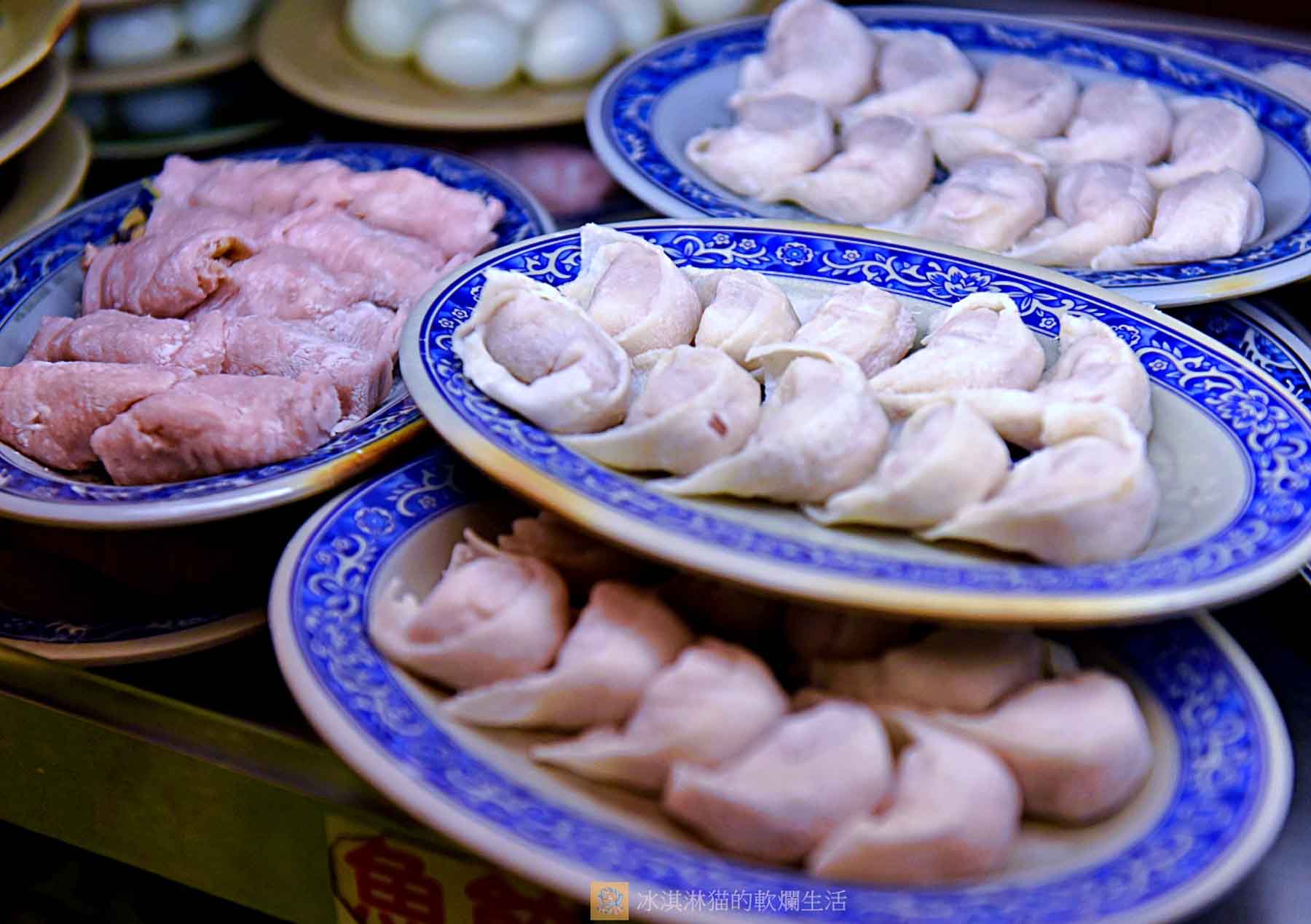 基隆美食｜義美石頭火鍋譽為基隆最強火鍋餐廳，基隆塔附近美食 @冰淇淋貓的軟爛生活