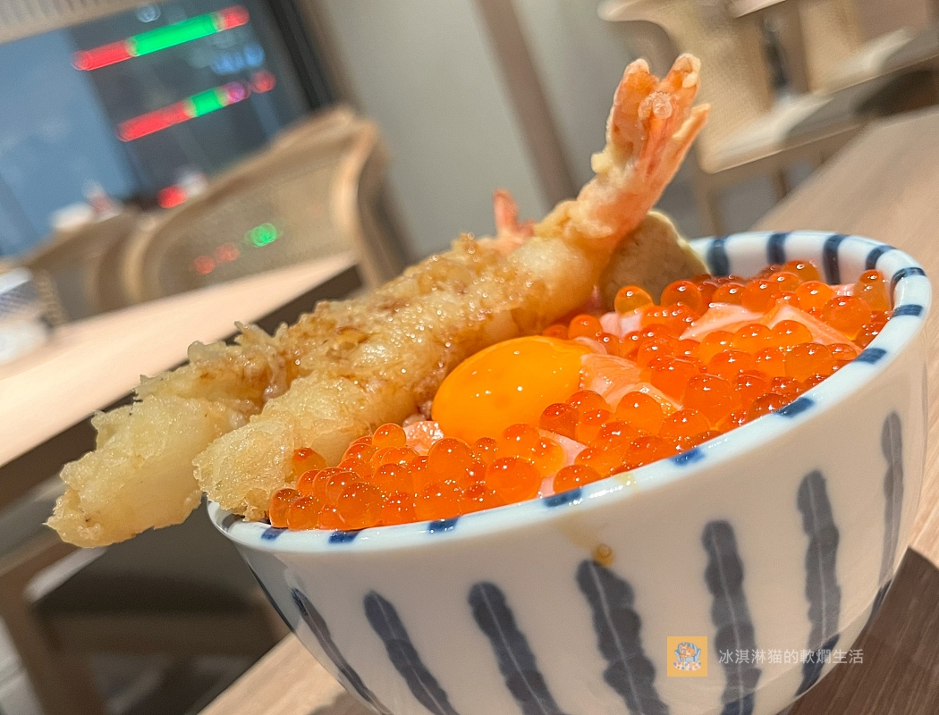 天母SOGO│魚君日本料理│料多到滿出來的海鮮丼飯(2023新開幕) @冰淇淋猫的軟爛生活