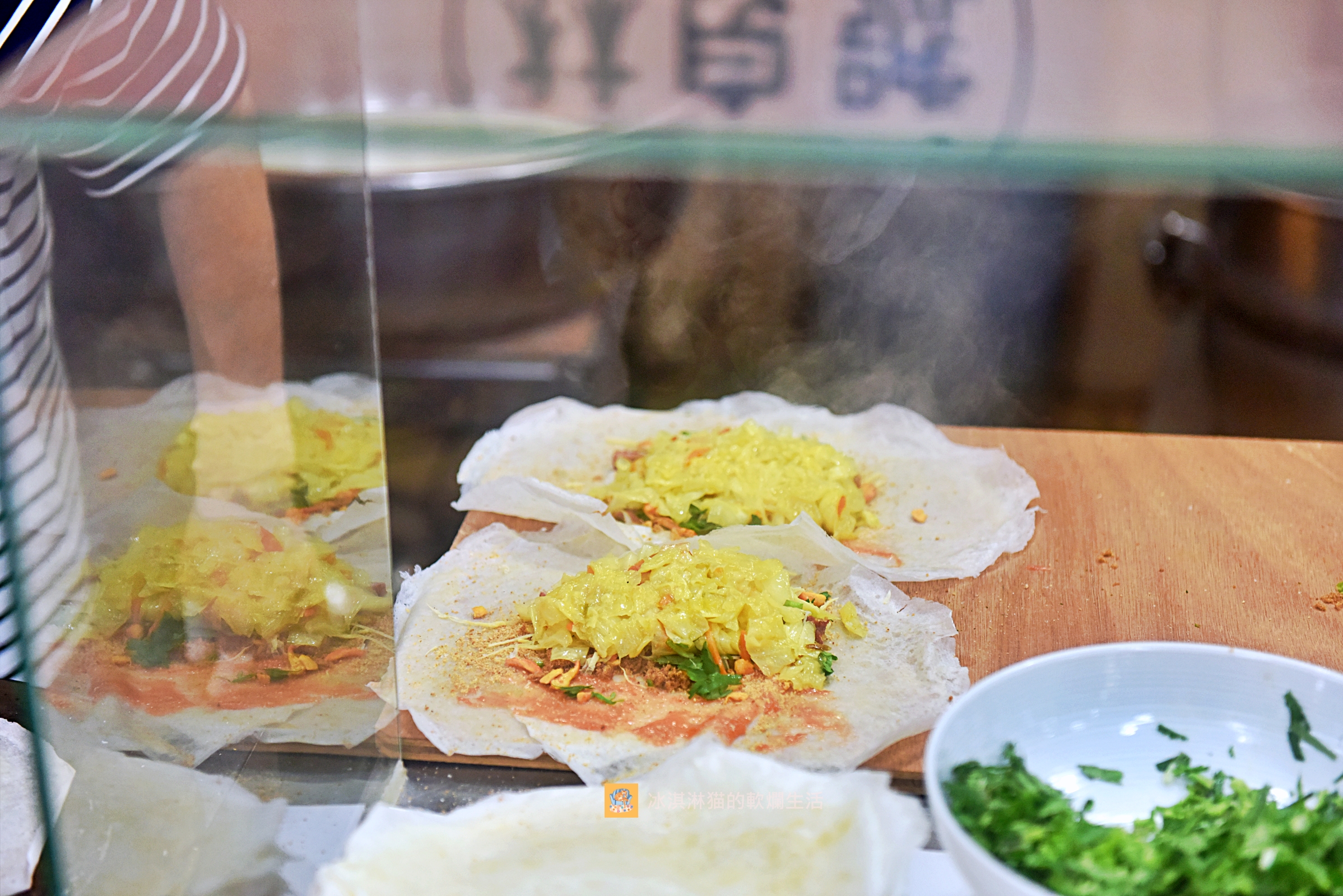 台北迪化街潤餅推薦｜林良號潤餅在永樂市場的排隊美食(有影片) @冰淇淋猫的軟爛生活