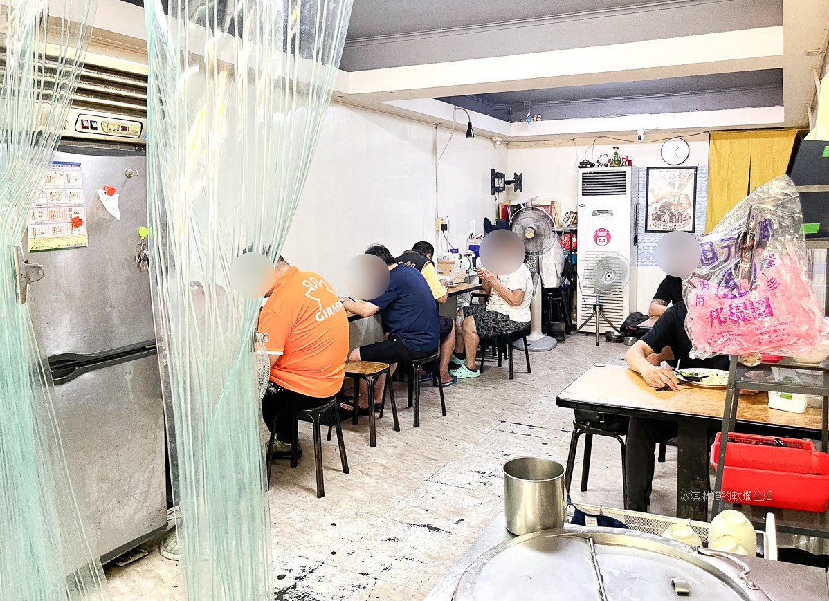 三重美食｜瑞榮食堂大同北路上好吃的人氣燒臘飯，撈麵也超讚！(有影片) @冰淇淋猫的軟爛生活
