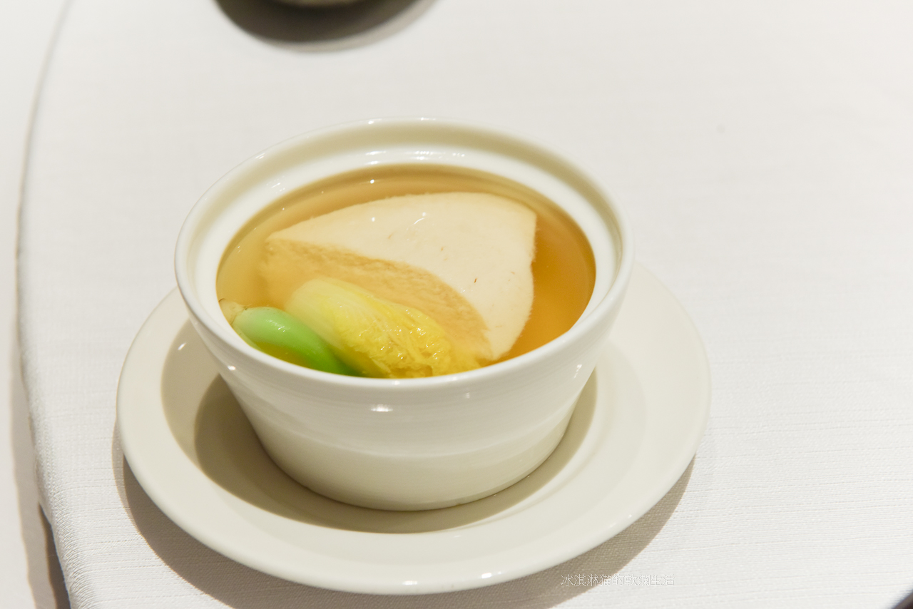 台北國賓中餐廳｜榮獲米其林一星的國賓飯店，川菜與精緻粵菜料理結合推薦美食 @冰淇淋猫的軟爛生活