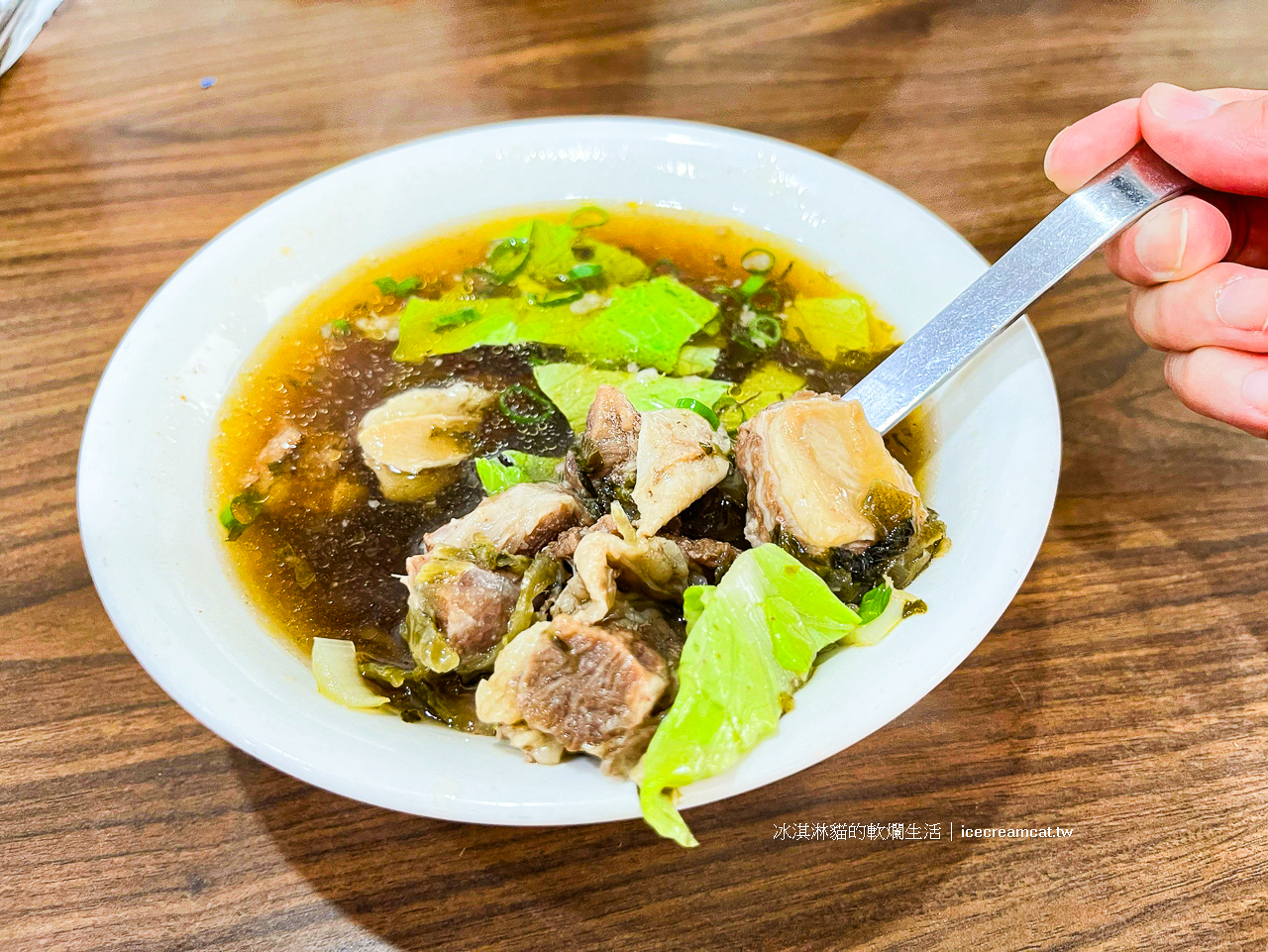 天母美食｜一品山西刀削麵推薦蕃茄牛肉麵，天母國小旁必吃美食(菜單) @冰淇淋貓的軟爛生活