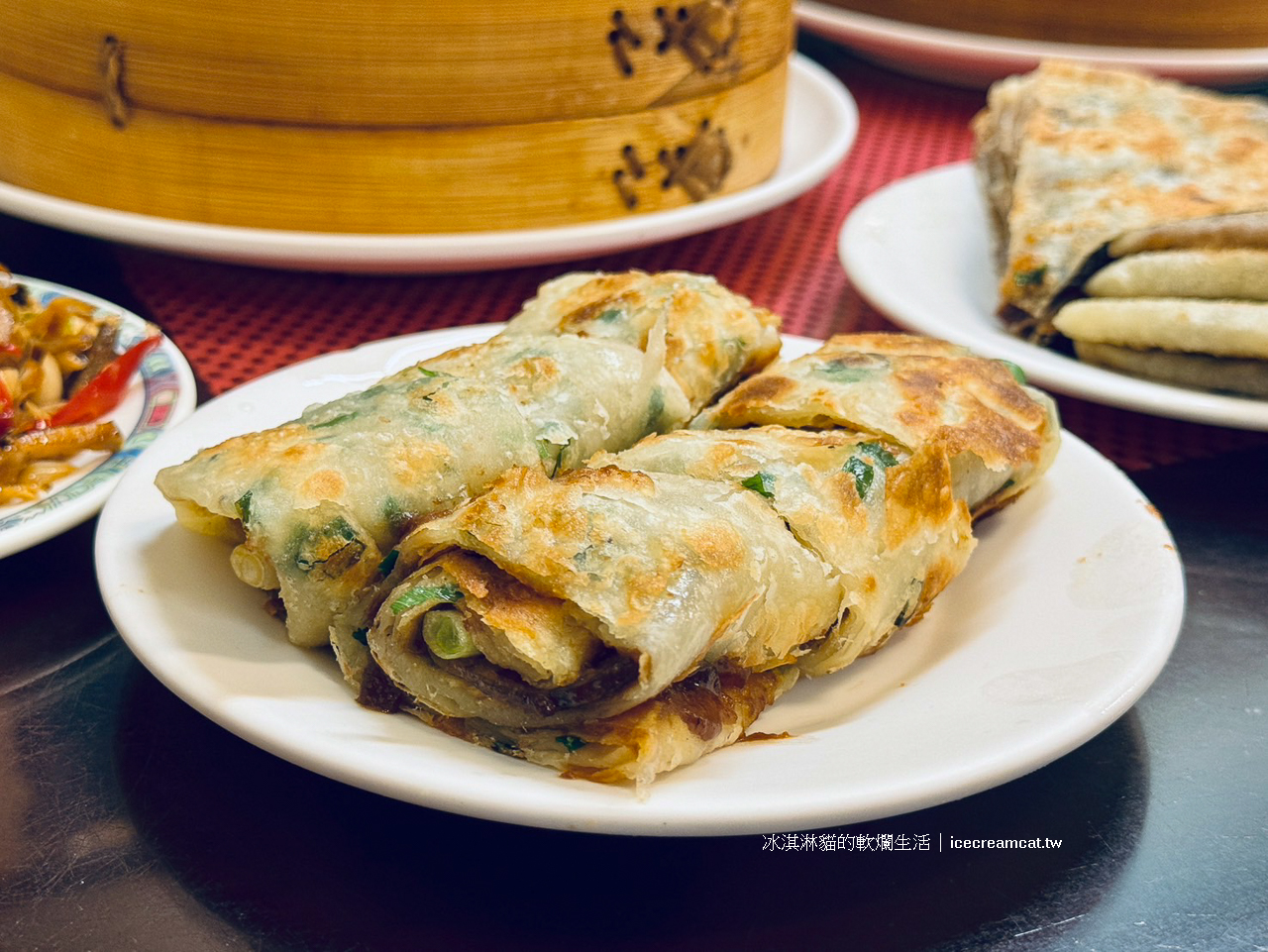 中山美食｜川畝園麵食館米其林指南推薦(共8道菜)，9月份會搬遷至台北市承德路二段120號1樓