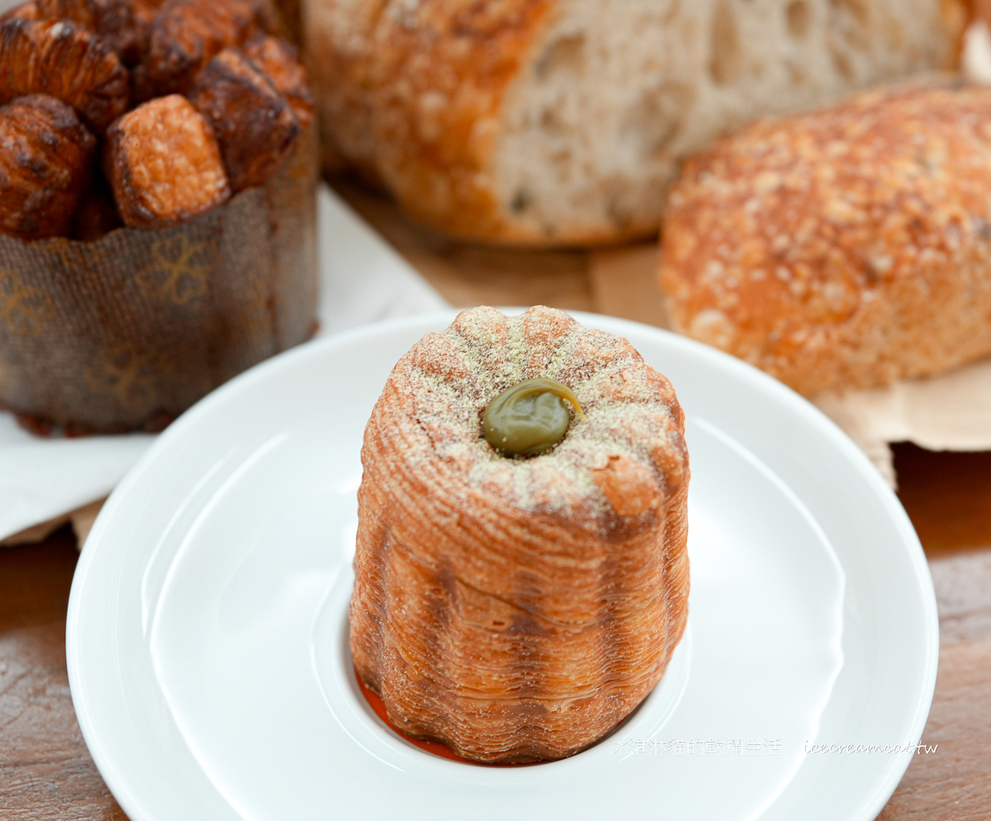 Purebread Bakery｜國父紀念館站附近麵包甜點店，不少網友將它封為台北前三的歐式麵包店 @冰淇淋貓的軟爛生活