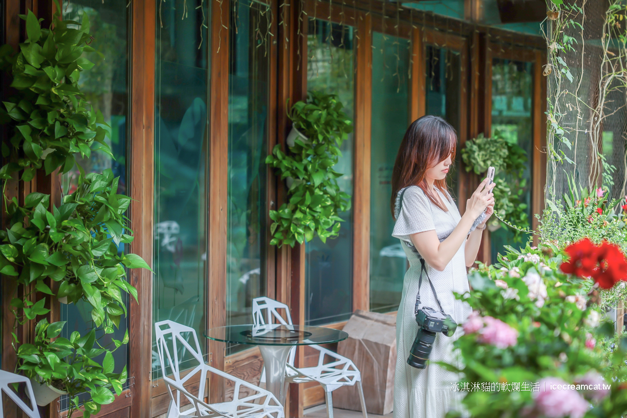 圓山美食景點｜天使生活館花博新生園區莫內花園般的咖啡廳！賞花喝茶只要150元 @冰淇淋貓的軟爛生活