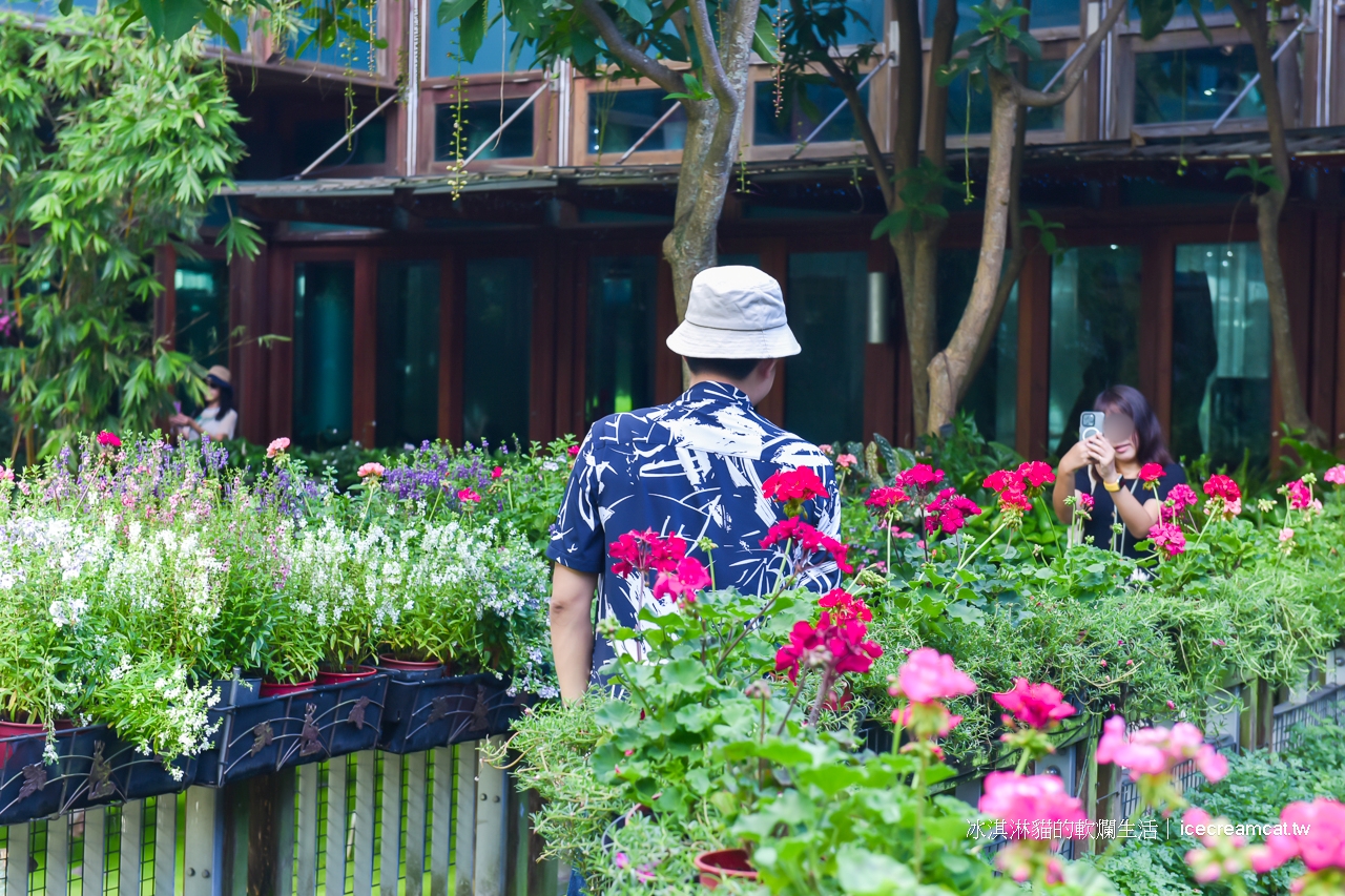 圓山美食景點｜天使生活館花博新生園區莫內花園般的咖啡廳！賞花喝茶只要150元 @冰淇淋貓的軟爛生活