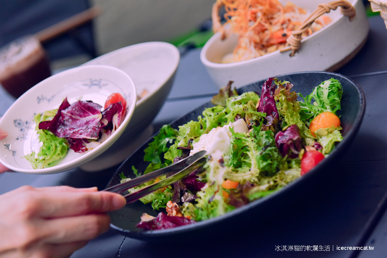 信義安和｜本質煮藝Born-to-eat露營風主題餐廳，早午餐義大利麵燉飯無雷好吃！(菜單) @冰淇淋貓的軟爛生活