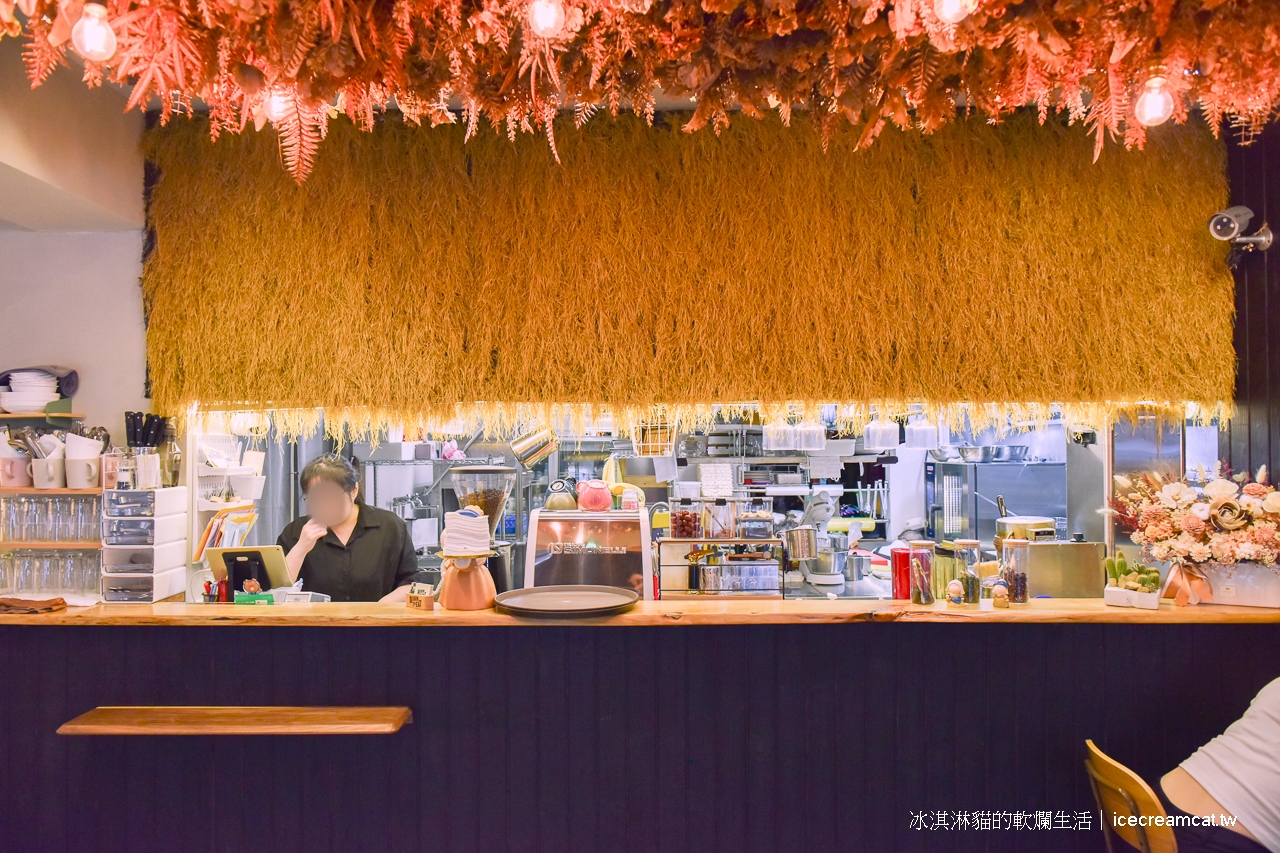 信義安和｜本質煮藝Born-to-eat露營風主題餐廳，早午餐義大利麵燉飯無雷好吃！(菜單) @冰淇淋貓的軟爛生活