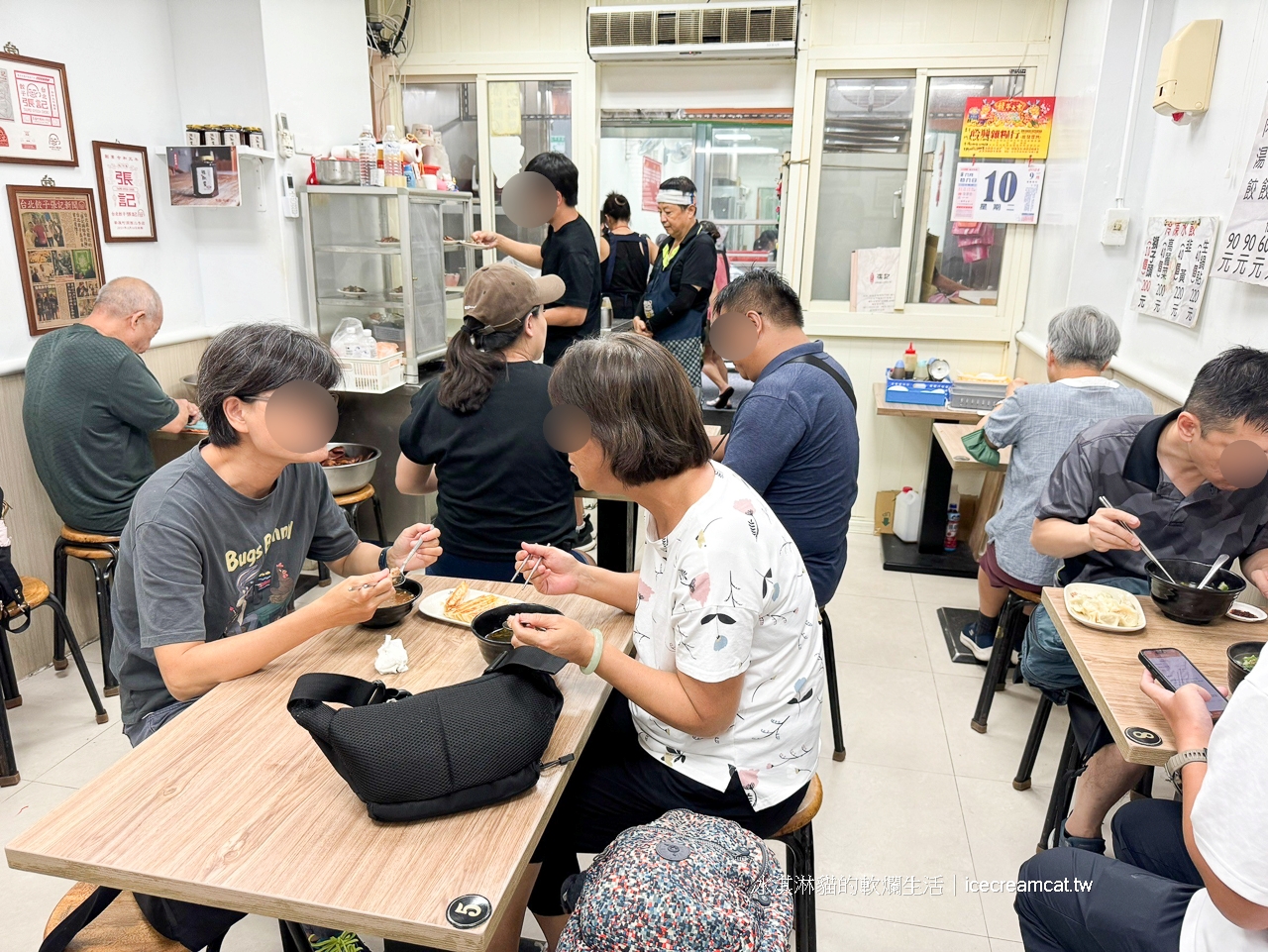 西門美食｜張記鍋貼牛肉麵水餃中山堂附近小吃，好吃到日本還開２間分店(菜單) @冰淇淋貓的軟爛生活