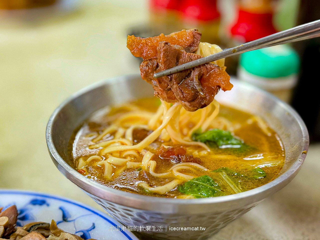 六張犁美食｜麗馥小吃大安區安居街眷村菜(菜單)推薦必點滷味及牛蛋湯組合 @冰淇淋貓的軟爛生活