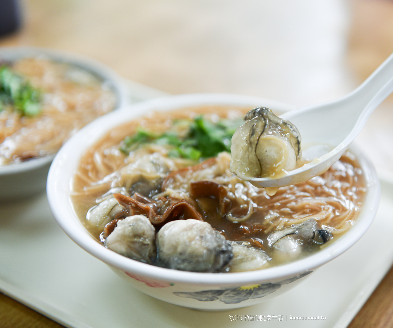 陳記麵線｜腸蚵專業麵線萬華龍山寺附近美食，台北排隊麵線(菜單) @冰淇淋貓的軟爛生活