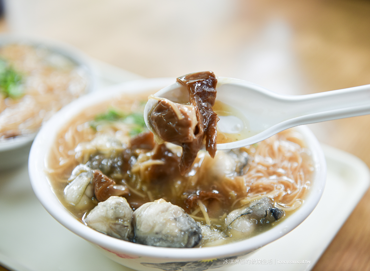 陳記麵線｜腸蚵專業麵線萬華龍山寺附近美食，台北排隊麵線(菜單) @冰淇淋貓的軟爛生活