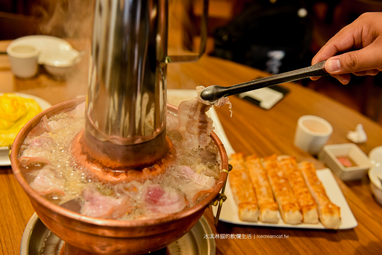 都一處｜米其林必比登推介國父紀念館與101附近美食，70年北平菜桌菜餐館(菜單) @冰淇淋貓的軟爛生活