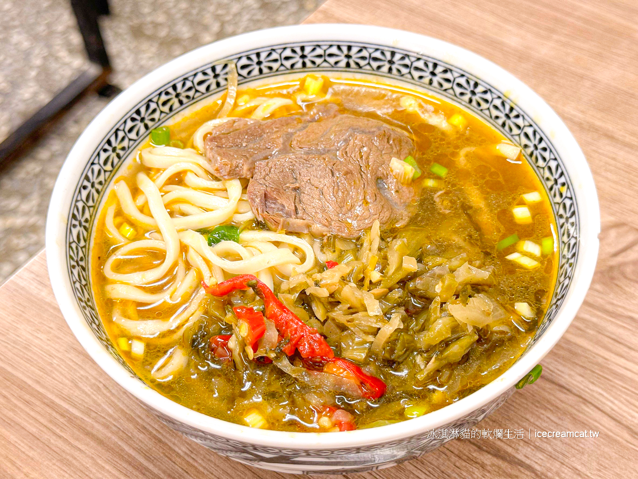 北投美食｜一心餃子牛肉麵曾記蒸餃專賣店(菜單)，53年老店在地人知道的好味道！ @冰淇淋貓的軟爛生活