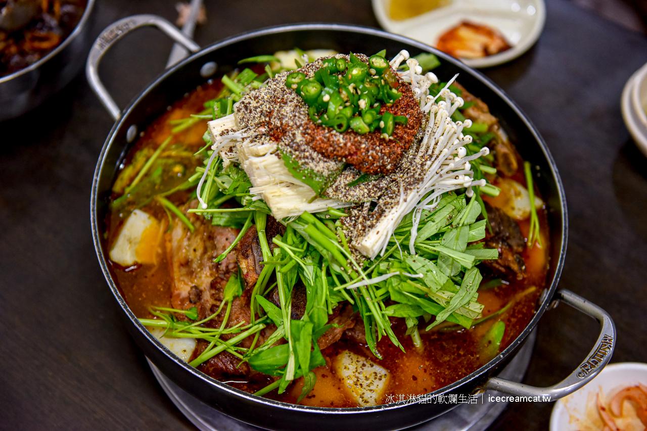 行天宮美食｜東輝韓食館訂位熱門的平價韓國烤肉馬鈴薯豬骨湯(菜單) @冰淇淋貓的軟爛生活