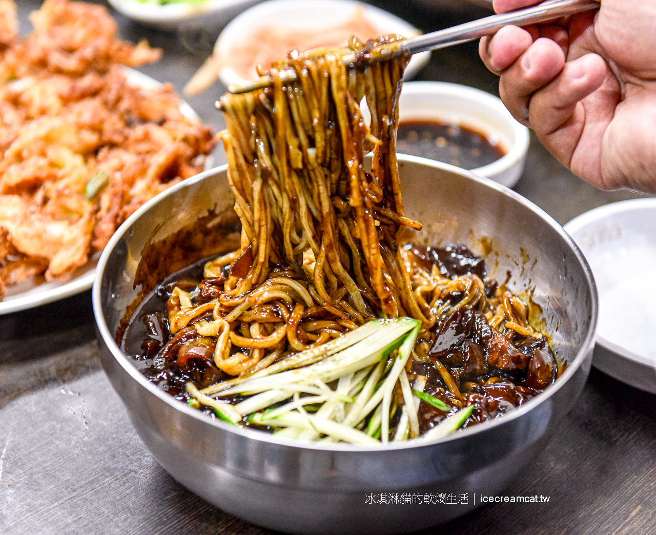 行天宮美食｜東輝韓食館訂位熱門的平價韓國烤肉馬鈴薯豬骨湯(菜單) @冰淇淋貓的軟爛生活