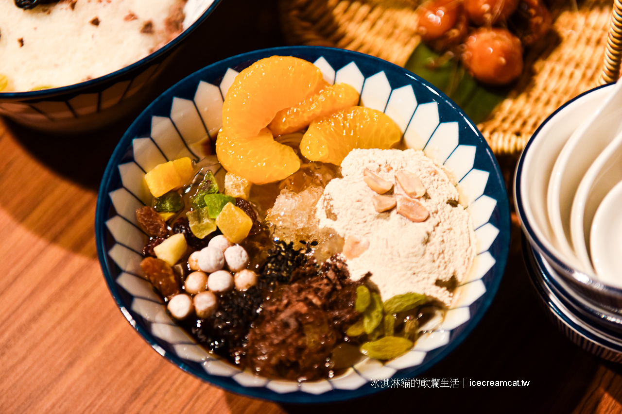 西門町美食｜ABV串串啤酒館宵夜餐廳/麻辣串串/重慶火鍋/賓士鍋(菜單) @冰淇淋貓的軟爛生活