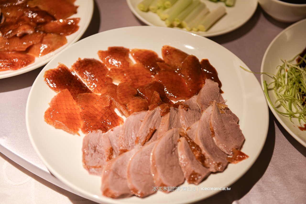 大安美食｜春申食府上海菜櫻桃烤鴨必點菜單/合菜/年菜/春酒/聚餐/尾牙推薦 @冰淇淋貓的軟爛生活