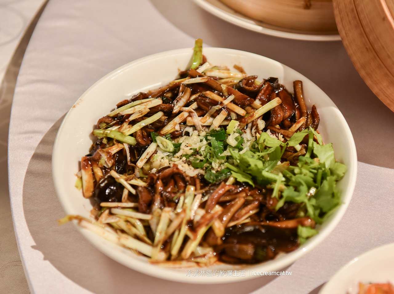 大安美食｜春申食府上海菜櫻桃烤鴨必點菜單/合菜/年菜/春酒/聚餐/尾牙推薦 @冰淇淋貓的軟爛生活