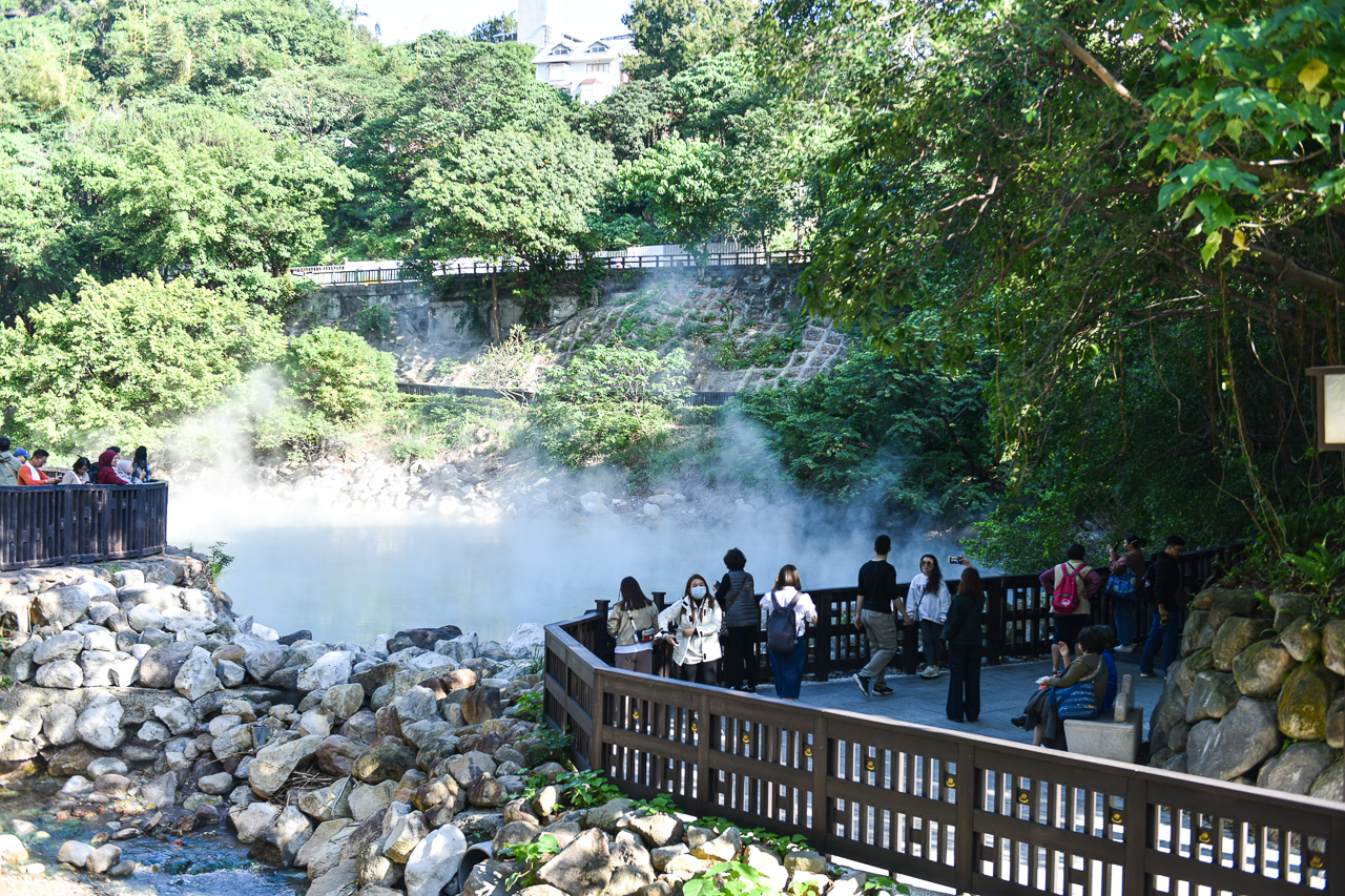 北投景點｜地熱谷公園介紹與影片，北投必吃美食與溫泉季附近景點 @冰淇淋貓的軟爛生活