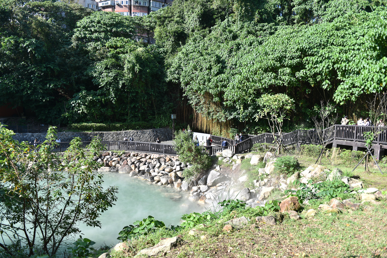 北投景點｜地熱谷公園介紹與影片，北投必吃美食與溫泉季附近景點 @冰淇淋貓的軟爛生活