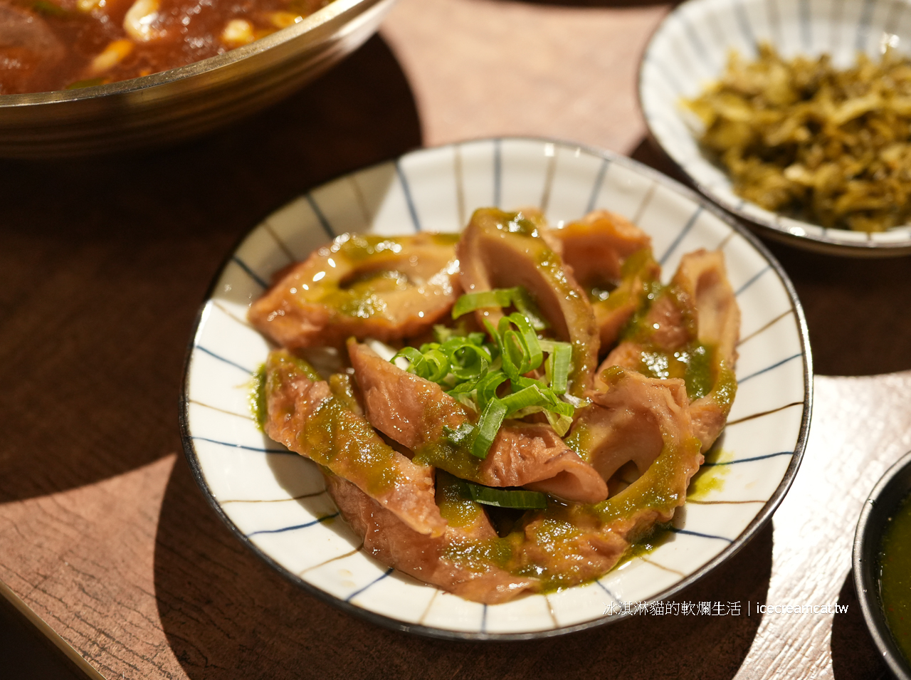 基隆美食｜古月香熬粹牛肉麵基隆牛肉麵推薦(菜單)，許多饕客會從外地過來 @冰淇淋貓的軟爛生活