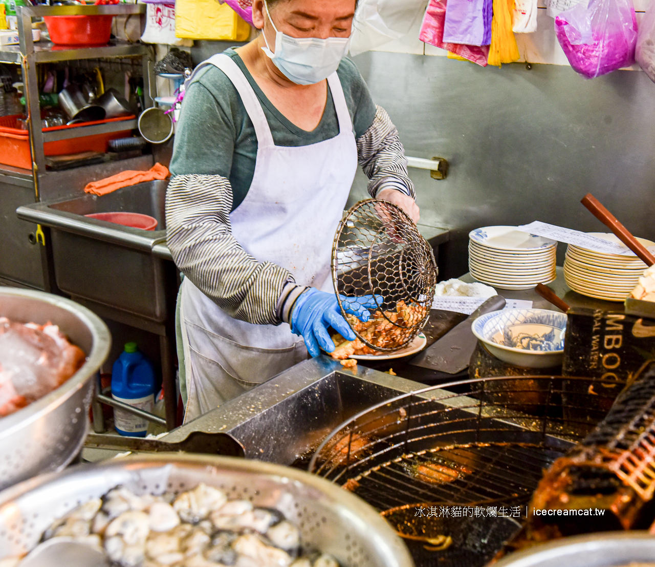 基隆美食｜三姐妹餐飲店基隆宵夜必吃，俗又大碗的人氣海鮮熱炒店(菜單) @冰淇淋貓的軟爛生活