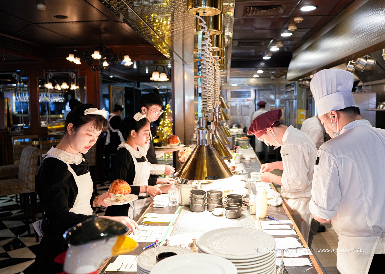 中山國小美食｜巴賽麗廳亞都麗緻飯店台北法式約會餐廳推薦 La Brasserie羅西尼牛排與法式舒芙蕾 @冰淇淋貓的軟爛生活