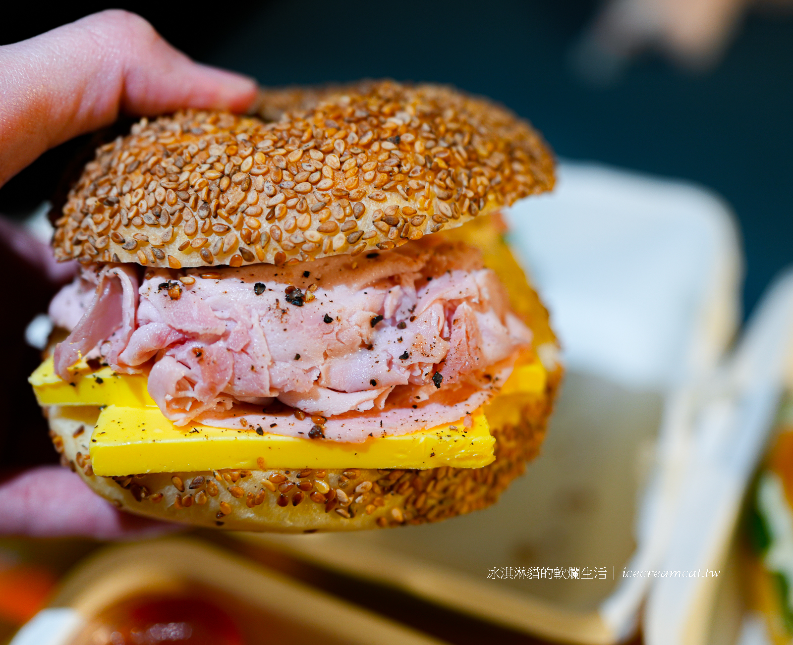 首爾美食｜倫敦貝果博物館安國店，三清洞和景福宮附近咖啡廳 London Bagel Museum @冰淇淋貓的軟爛生活