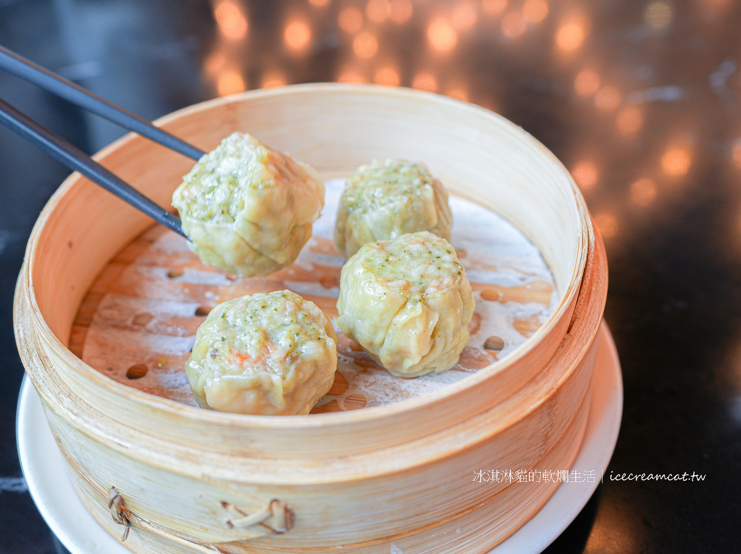 首爾美食｜黑白大廚甜蜜蜜韓國餐廳必吃麻辣奶油蝦，港式甜點女王鄭智善 @冰淇淋貓的軟爛生活
