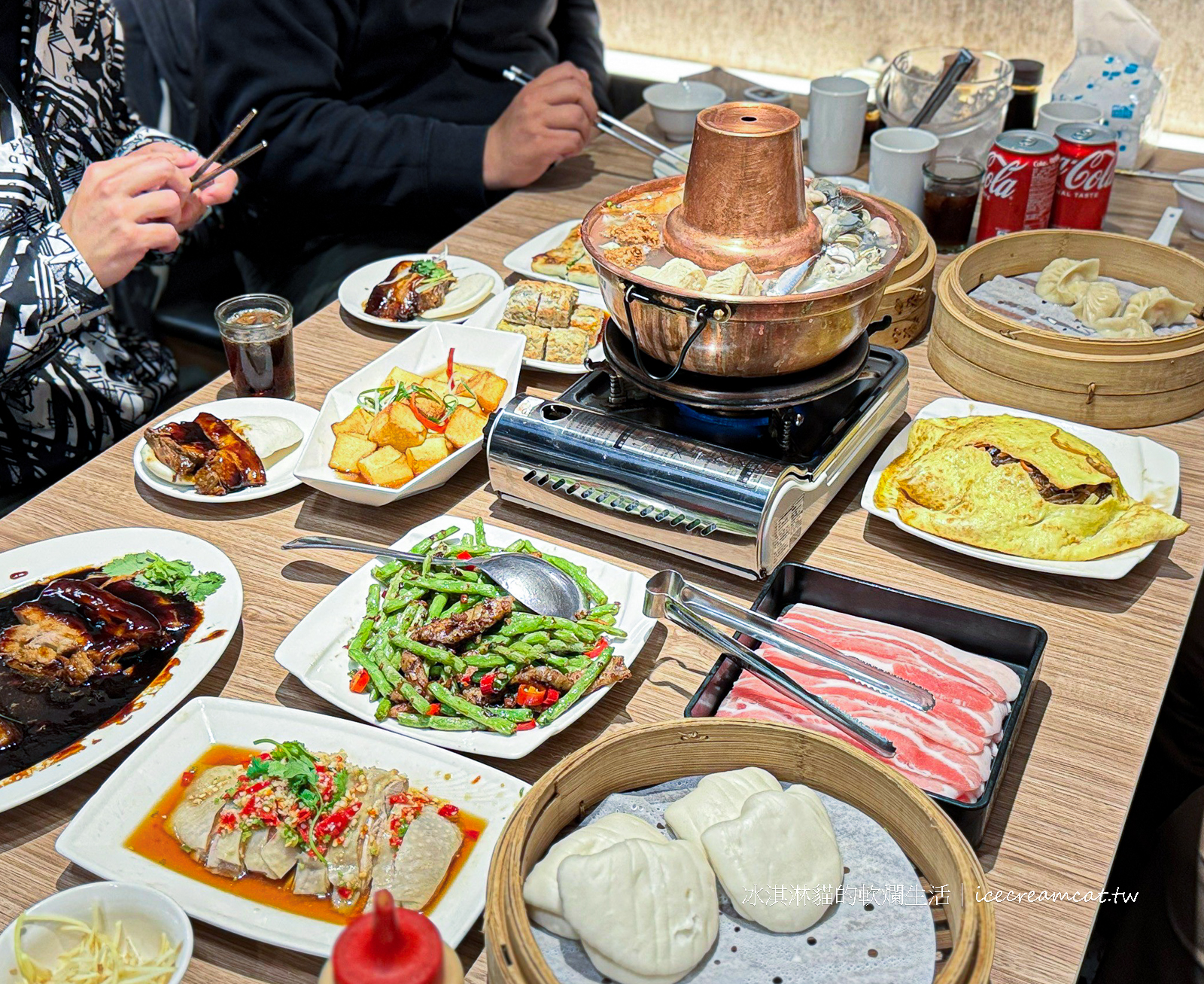 古亭美食｜泰和樓源自山東小館 菜單必點酸菜白肉鍋，中正紀念堂附近美食 @冰淇淋貓的軟爛生活