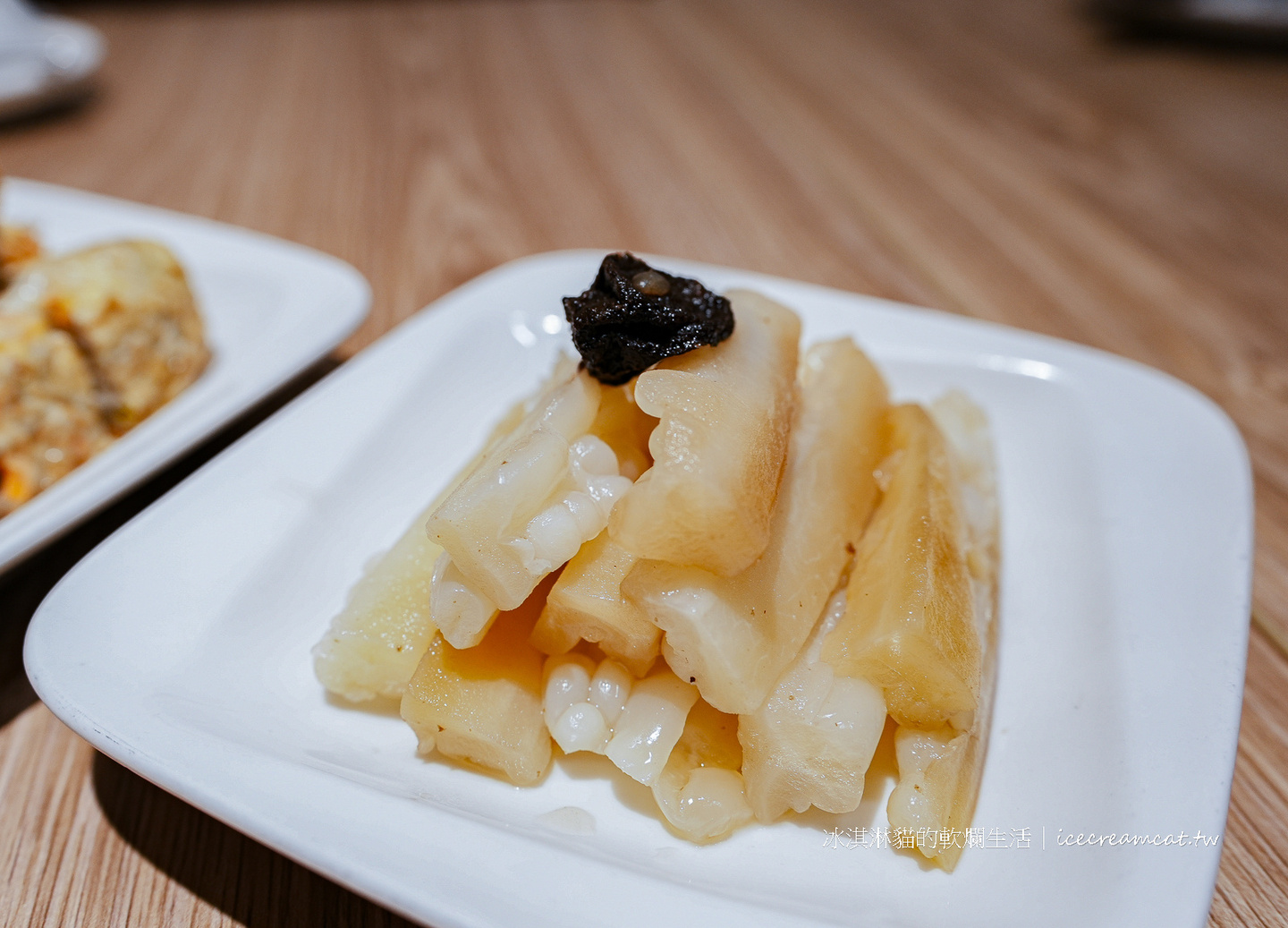 古亭美食｜泰和樓源自山東小館 菜單必點酸菜白肉鍋，中正紀念堂附近美食 @冰淇淋貓的軟爛生活