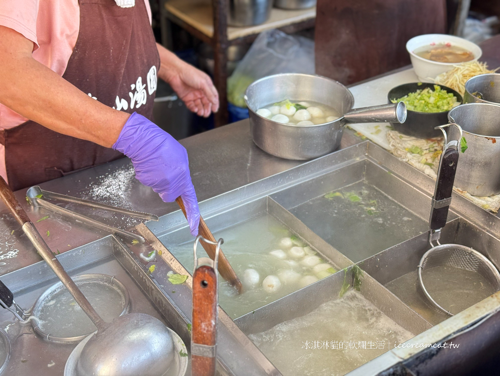 雙連美食｜燕山鹹湯圓馬偕醫院附近小吃，冬至元宵必買冷凍湯圓也可外帶 @冰淇淋貓的軟爛生活