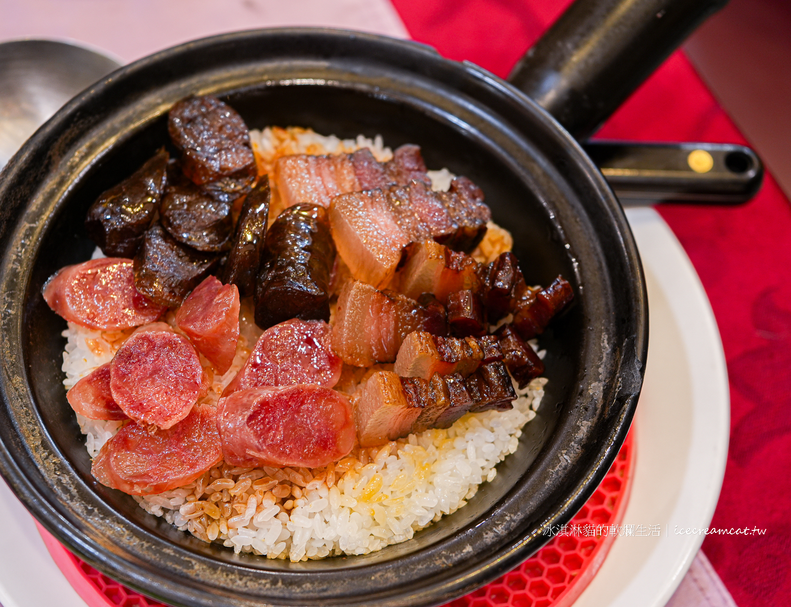 忠孝復興美食｜粵香園必點煲仔飯與港式燒臘，老字號台北港式餐廳推薦 @冰淇淋貓的軟爛生活