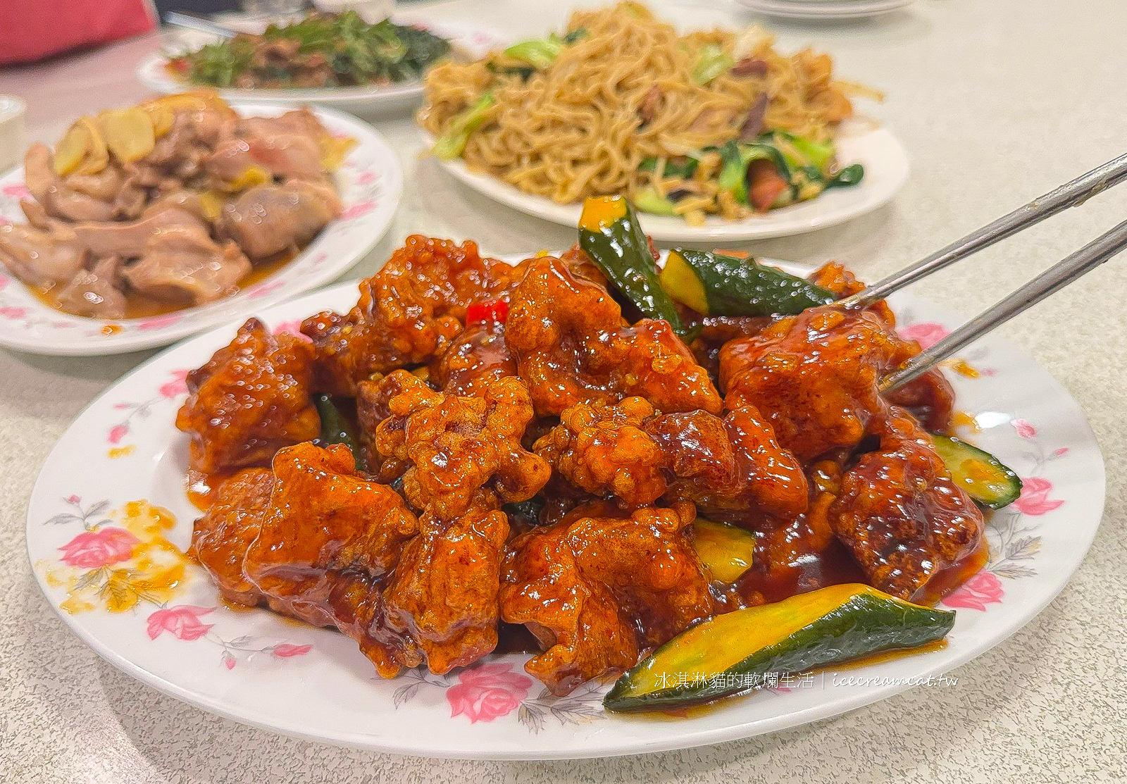 天母美食｜天徠小吃店無菜單料理必點糖醋排骨，台北熱炒店超級推薦！ @冰淇淋貓的軟爛生活