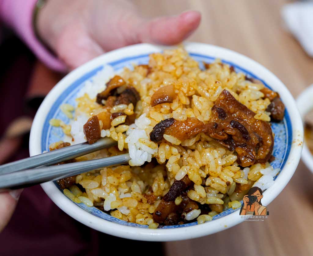 【永春美食】施家麻油腰花清爽不膩口老字號，菜單必點麻油腰花 @冰淇淋貓的軟爛生活