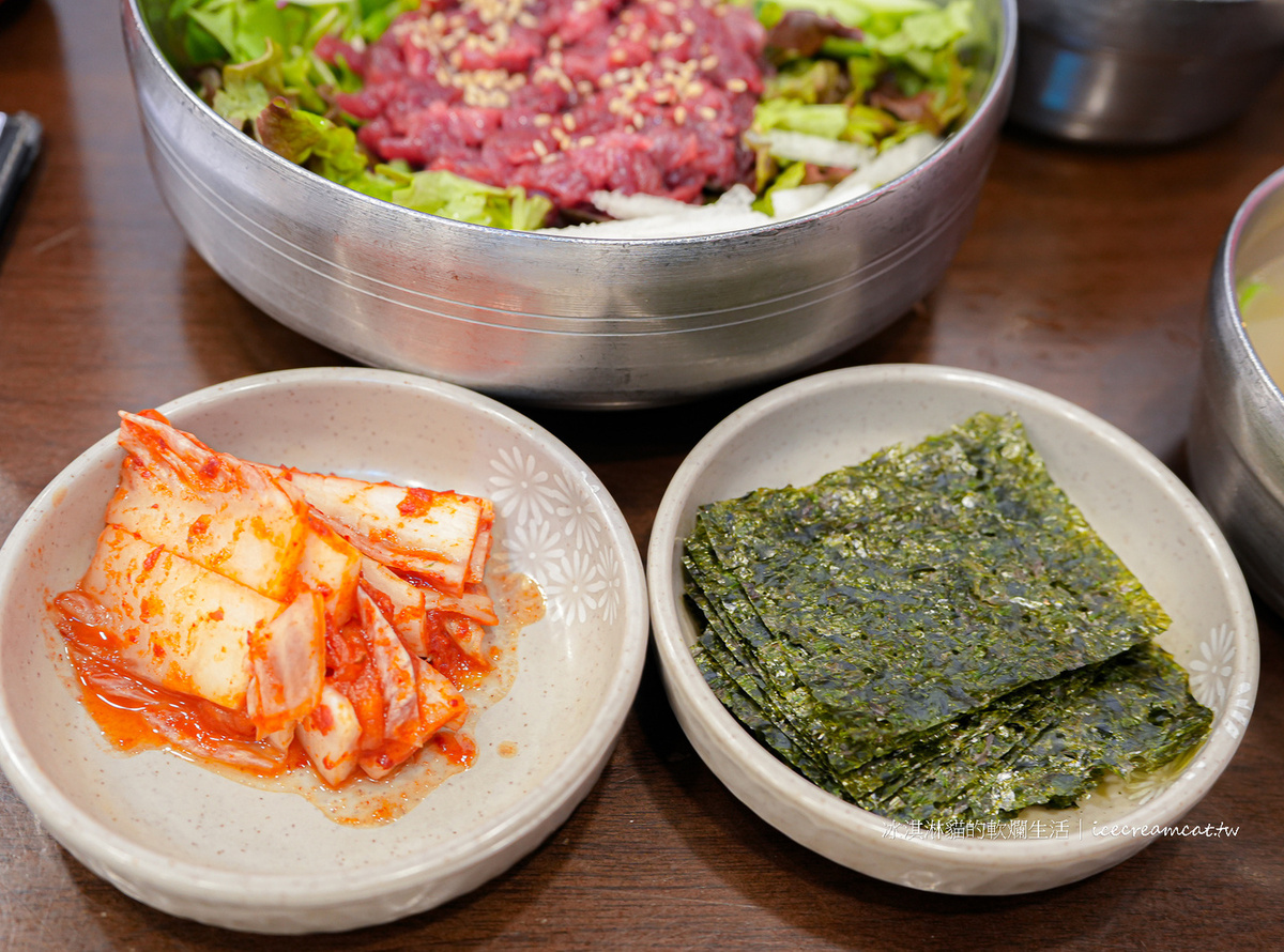 首爾廣藏市場｜富村生拌牛肉訂位方式 米其林必比登推薦，菜單必吃生章魚 @冰淇淋貓的軟爛生活