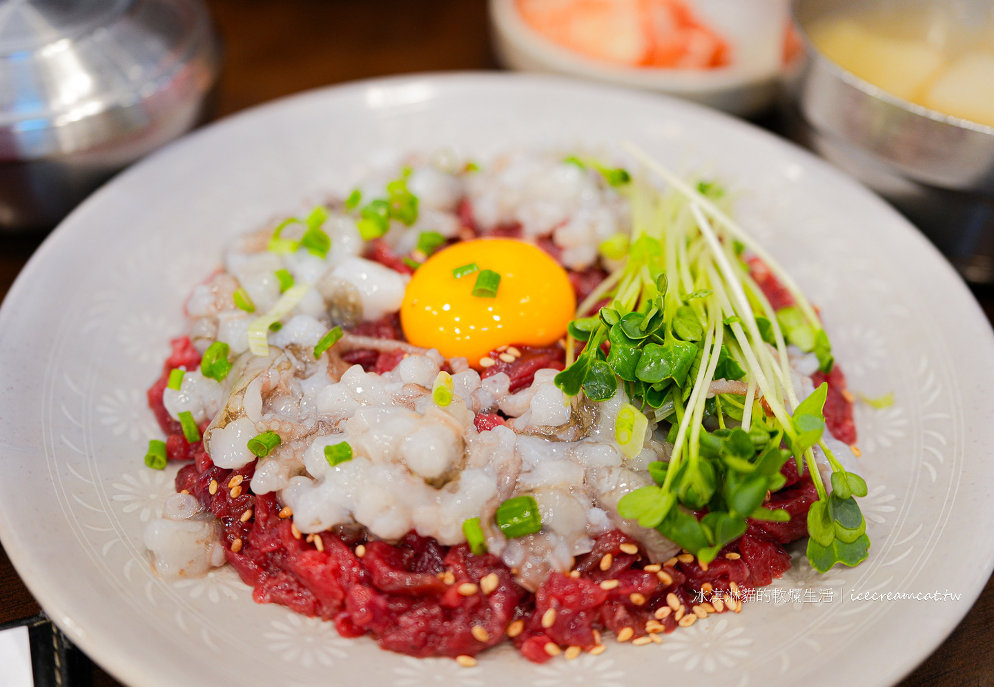 首爾廣藏市場｜富村生拌牛肉訂位方式 米其林必比登推薦，菜單必吃生章魚 @冰淇淋貓的軟爛生活