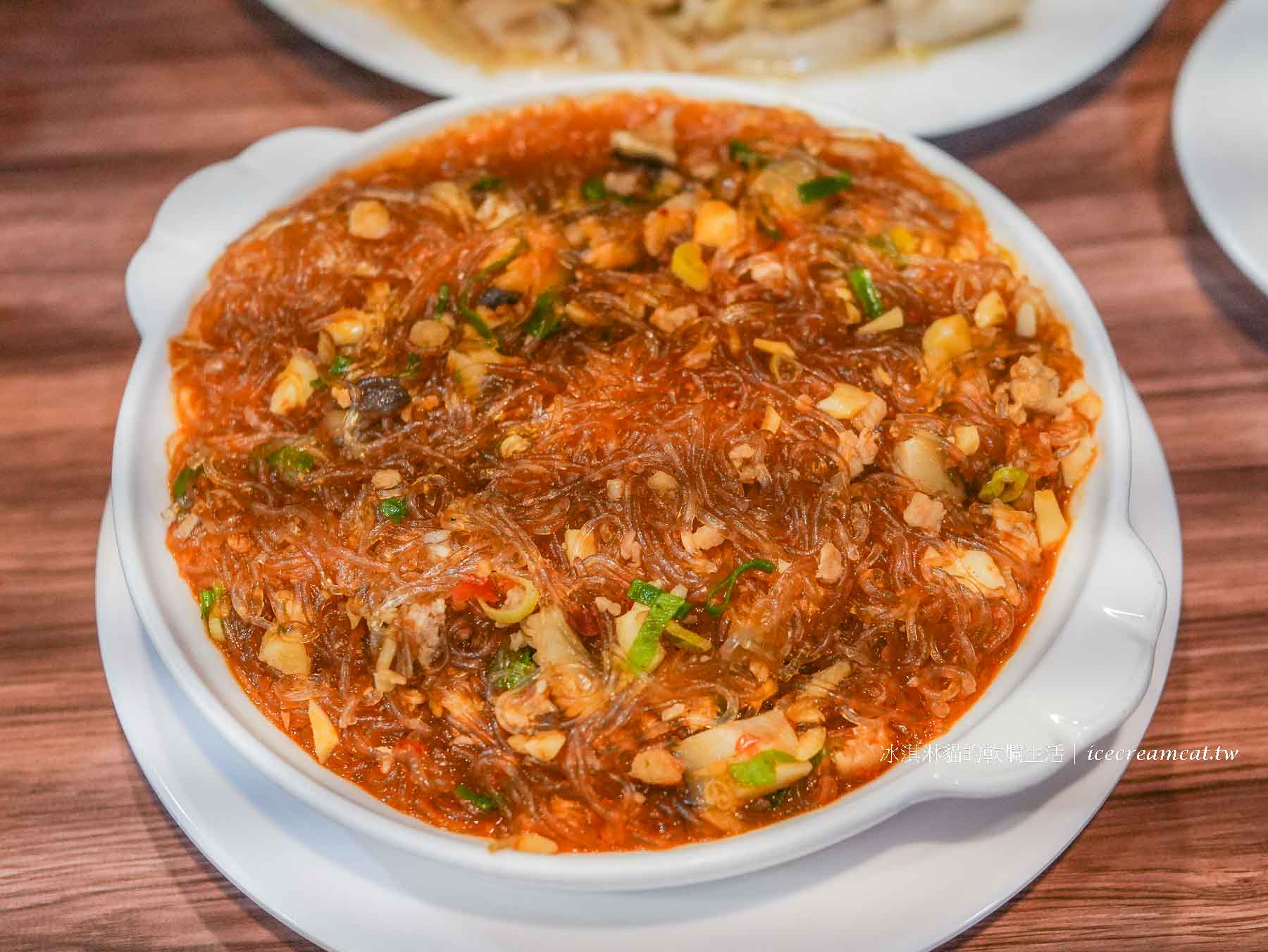 【台北美食】金山客家小館菜單必點客家鹹豬肉，芝山站客家合菜推薦 @冰淇淋貓的軟爛生活