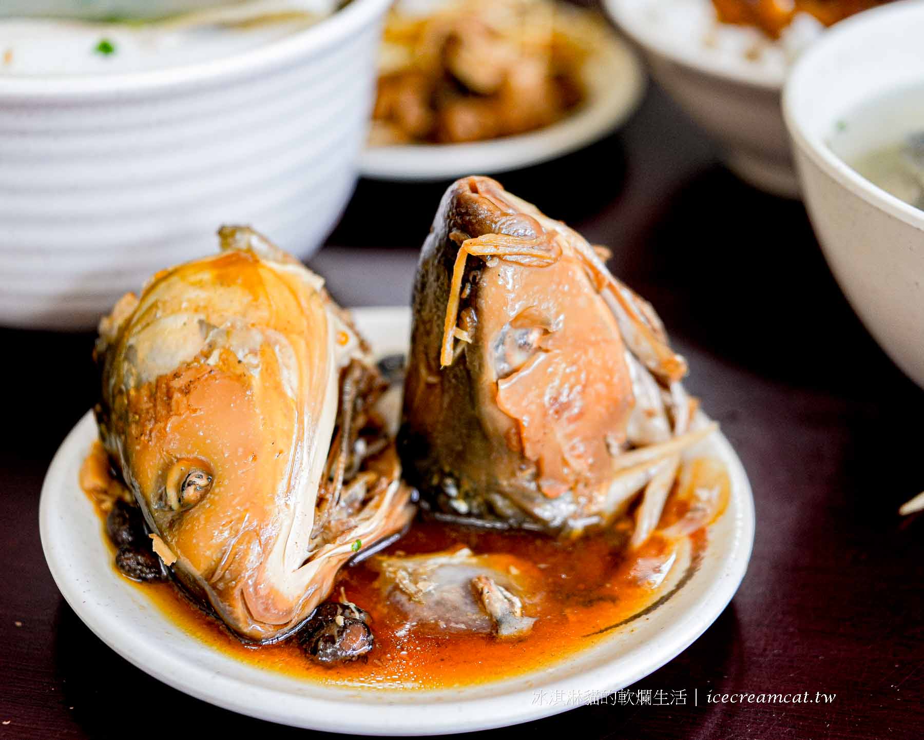 【新莊迴龍美食】魯肉發無刺虱目魚粥只賣早午餐，菜單必點滷肉飯與魚皮湯 @冰淇淋貓的軟爛生活