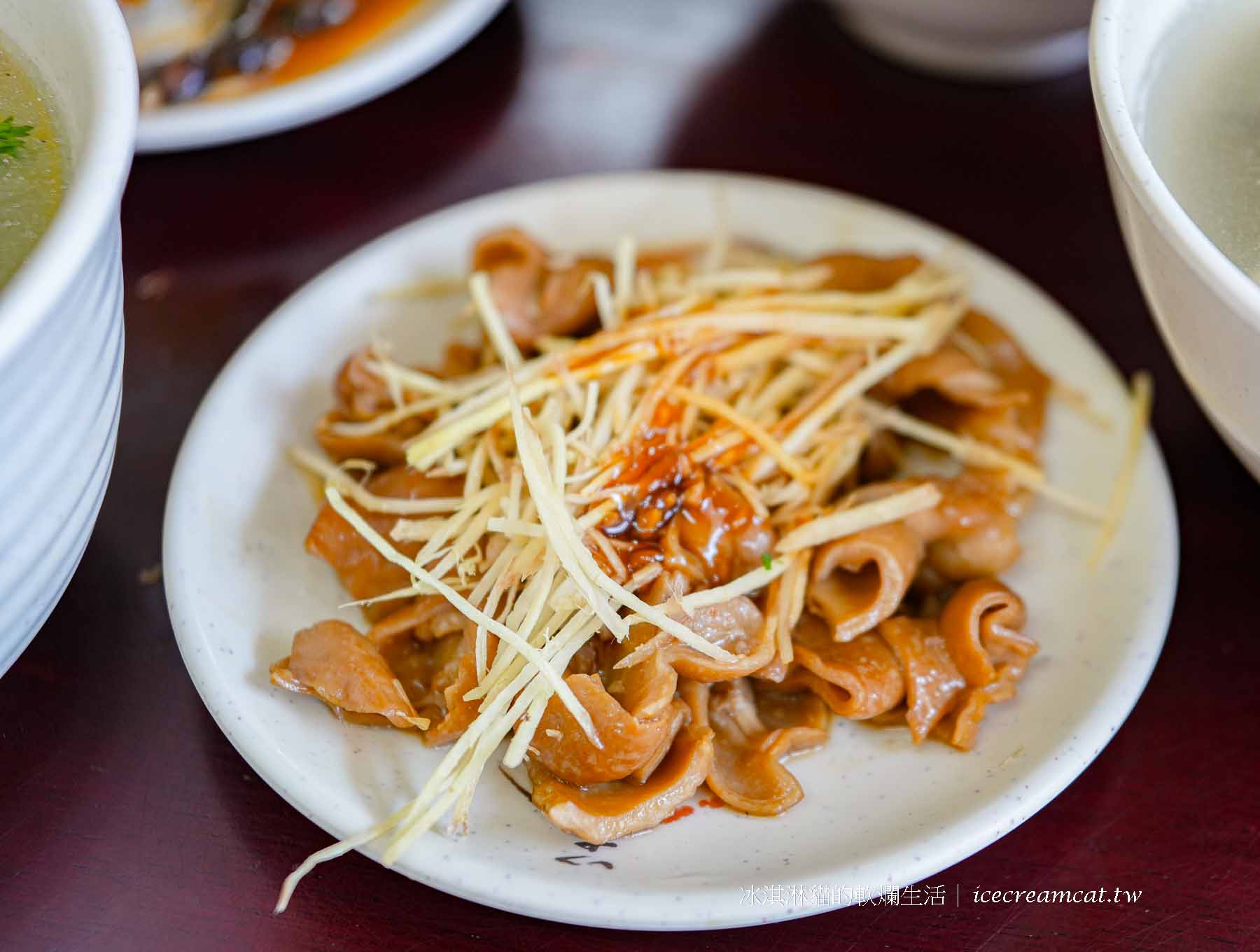 【新莊迴龍美食】魯肉發無刺虱目魚粥只賣早午餐，菜單必點滷肉飯與魚皮湯 @冰淇淋貓的軟爛生活