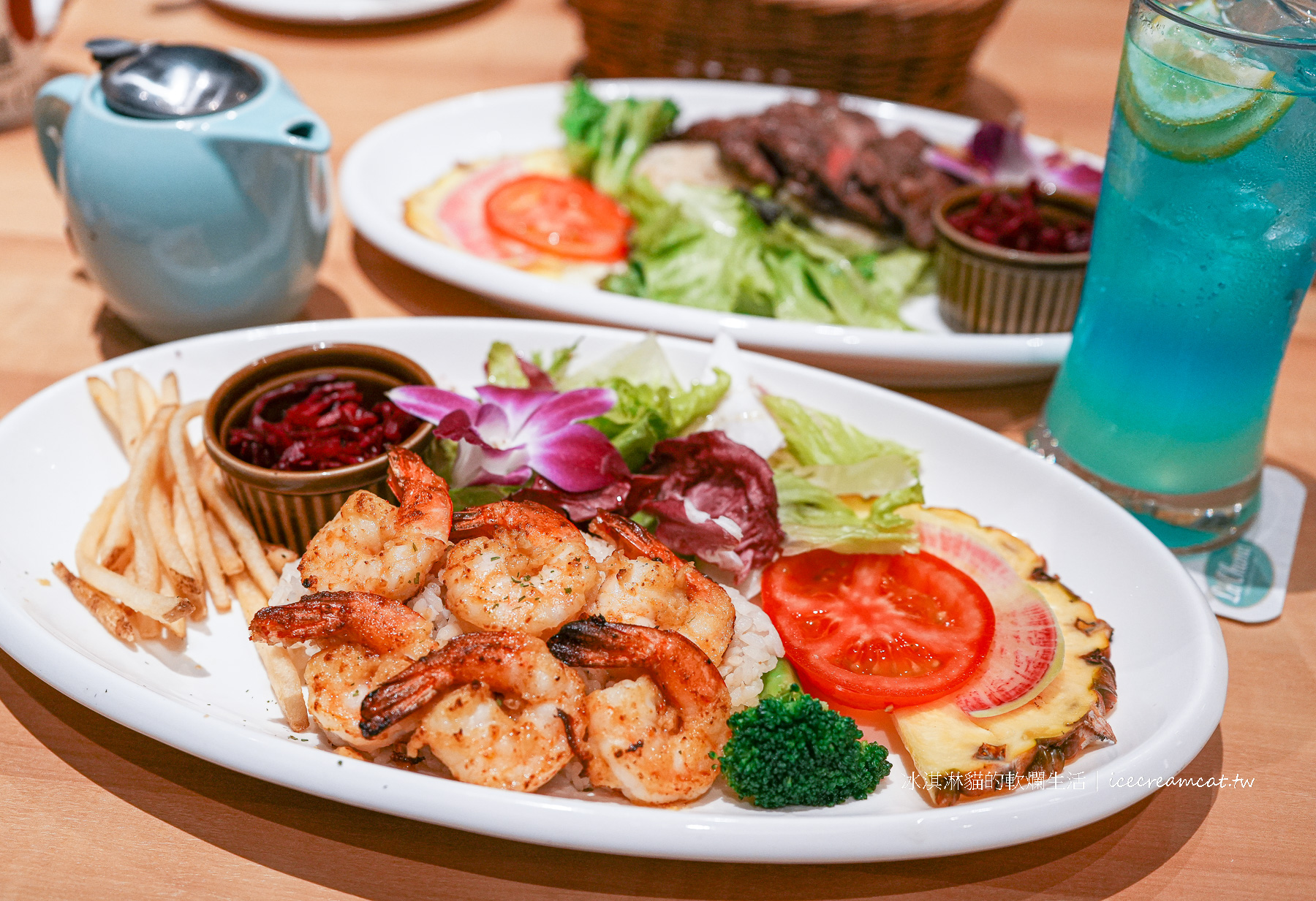 【La Ohana】lalaport 南港店 在台灣首開店，菜單必點夏威夷烤雞 需訂位 @冰淇淋貓的軟爛生活