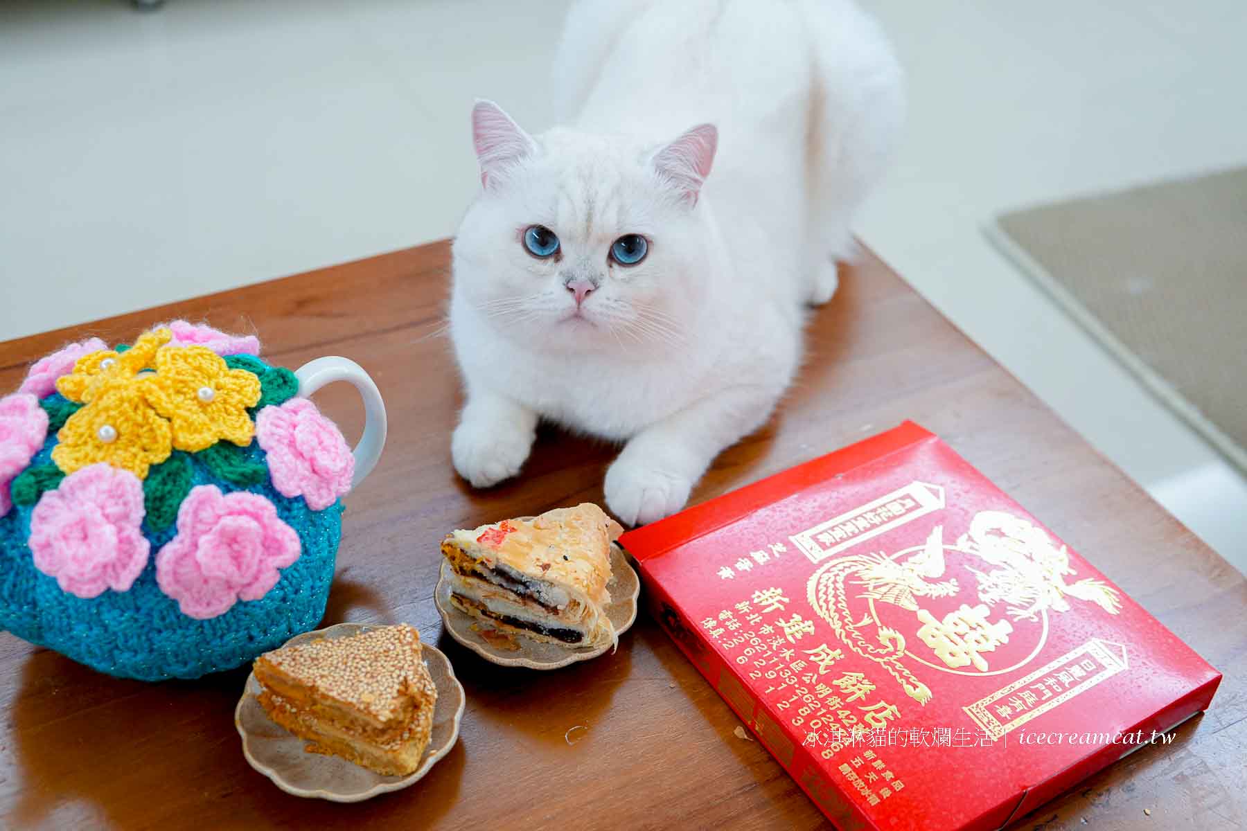 新建成lalaport 南港店 在台北首開分店，必買伴手禮芝麻蛋黃餅 @冰淇淋貓的軟爛生活