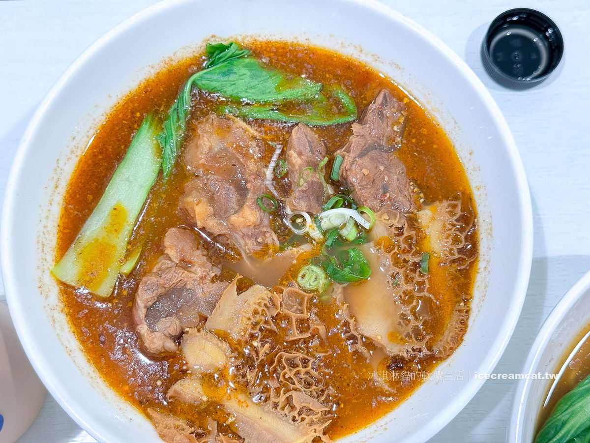 天母美食｜天東86牛肉麵台北牛肉麵推薦與菜單，木村拓哉也愛吃 @冰淇淋貓的軟爛生活