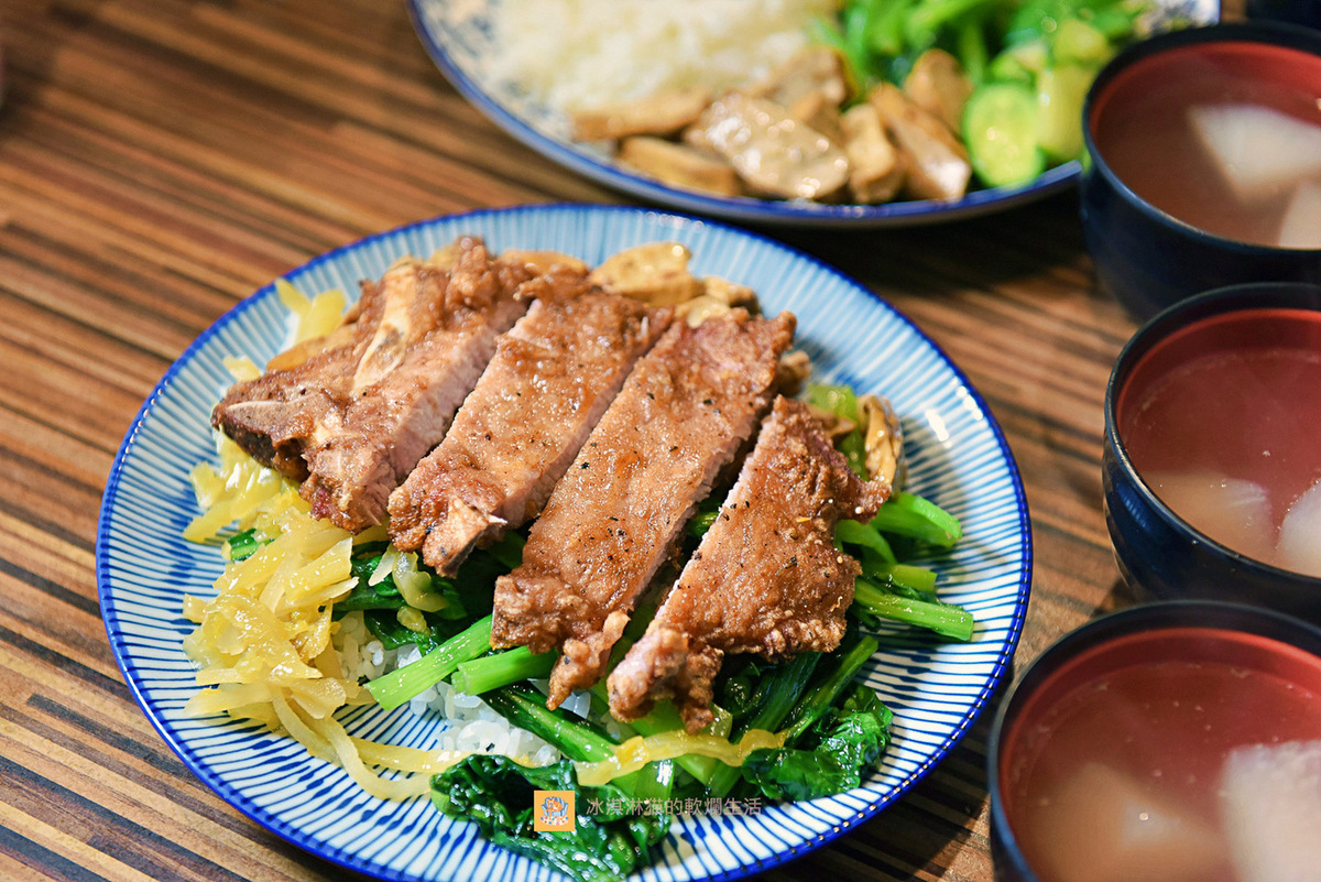 西門町美食｜一級排骨台北最強排骨店，排骨厚度很有感 @冰淇淋貓的軟爛生活
