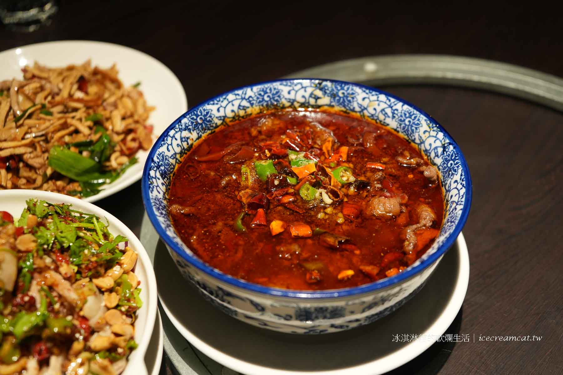 【台北大安美食】川妹子成都川味料理 國父紀念館站附近川菜，菜單必點花椒燒蛋 @冰淇淋貓的軟爛生活