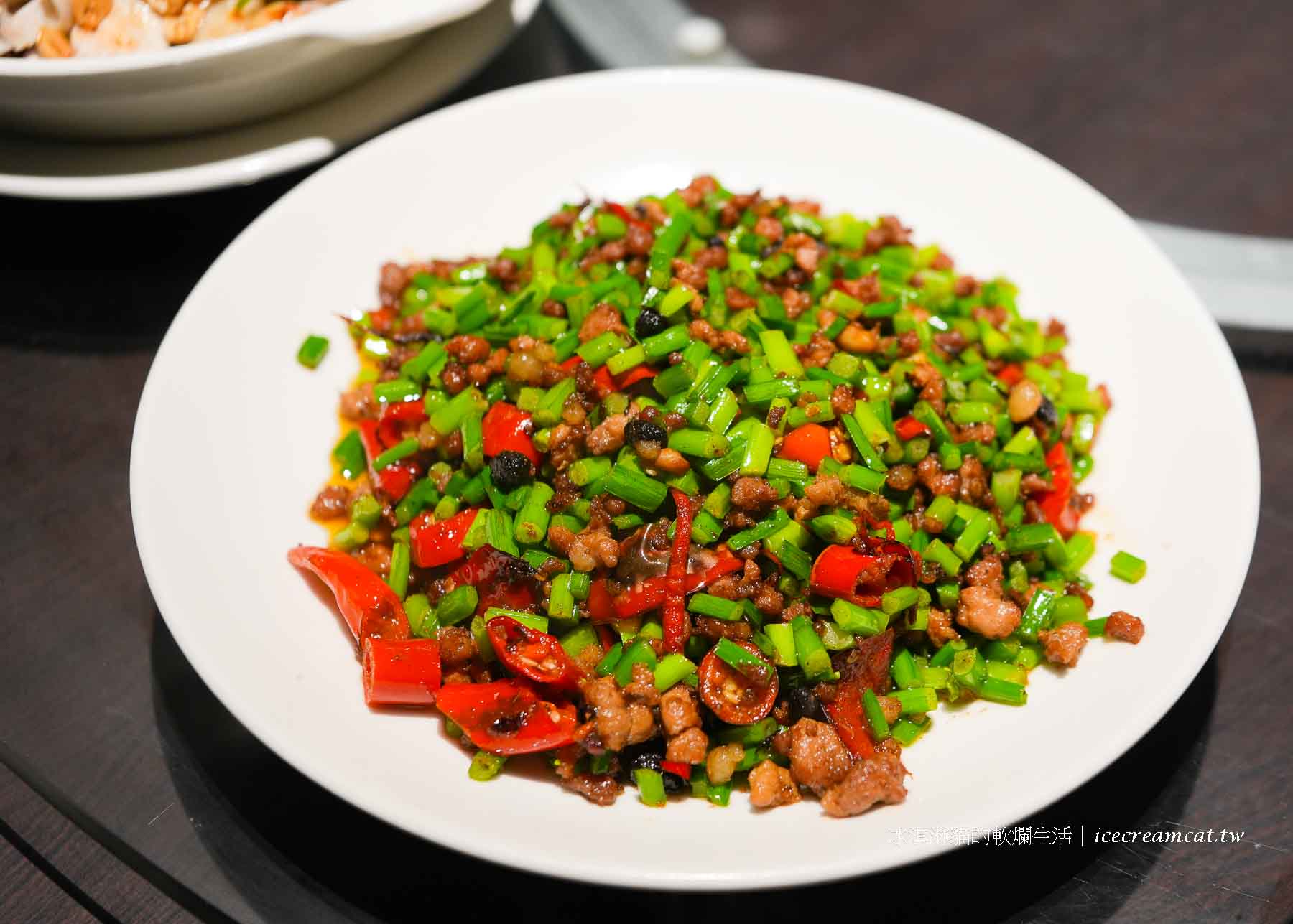 【台北大安美食】川妹子成都川味料理 國父紀念館站附近川菜，菜單必點花椒燒蛋 @冰淇淋貓的軟爛生活