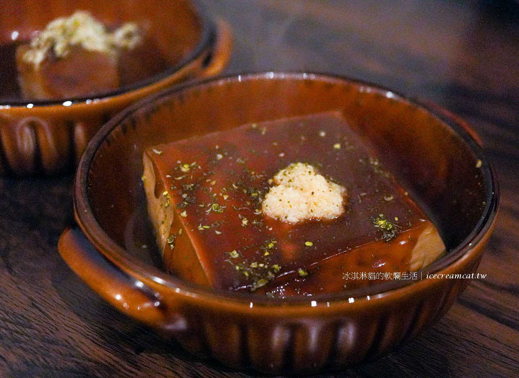 【福餃】台北雙連站美食｜深夜食堂風宵夜餃子店，爆量香菜煎餃必吃推薦！ @冰淇淋貓的軟爛生活