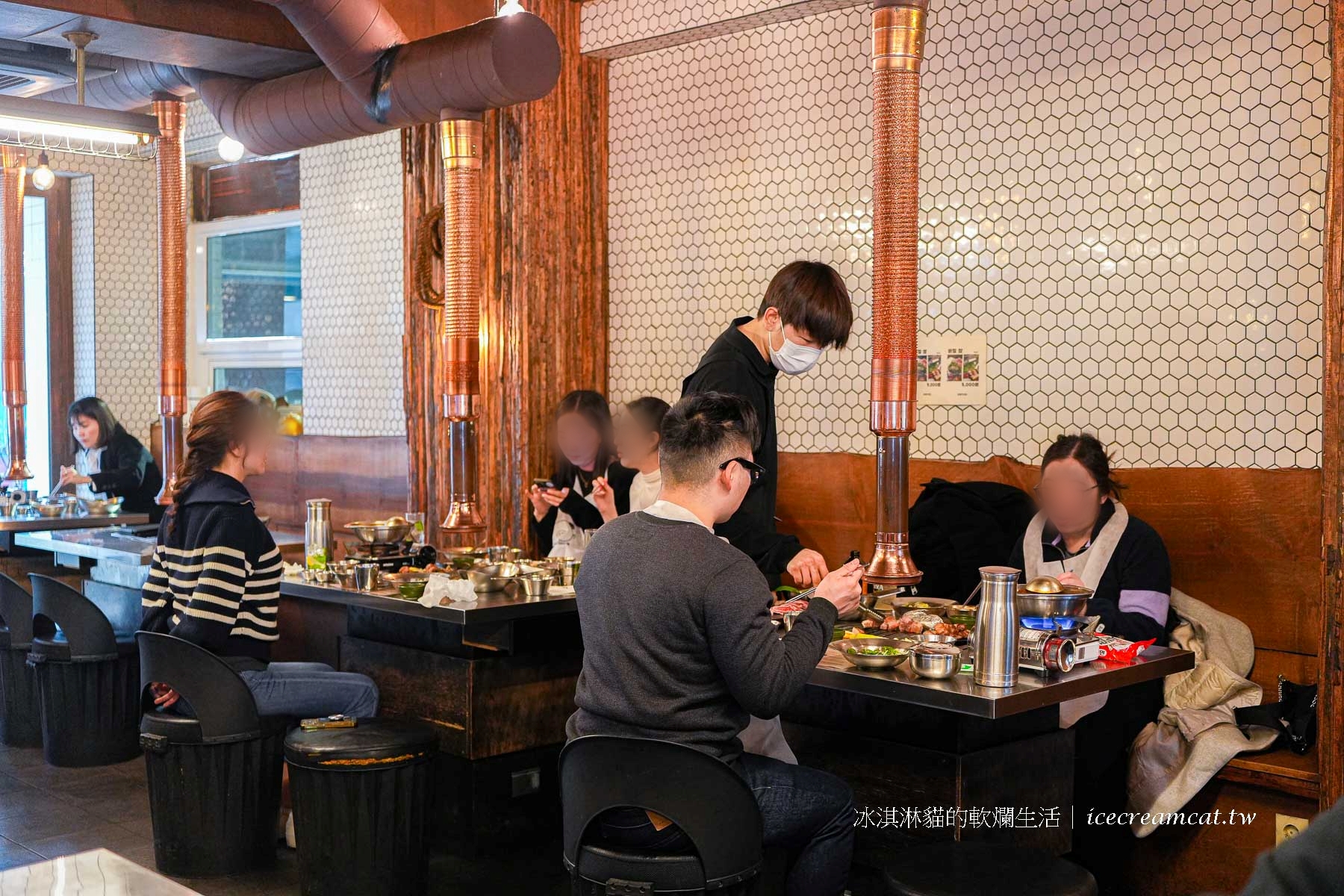 【首爾美食】金豬食堂 台灣中山區也可以預約了！米其林必比登烤肉菜單推薦 @冰淇淋貓的軟爛生活