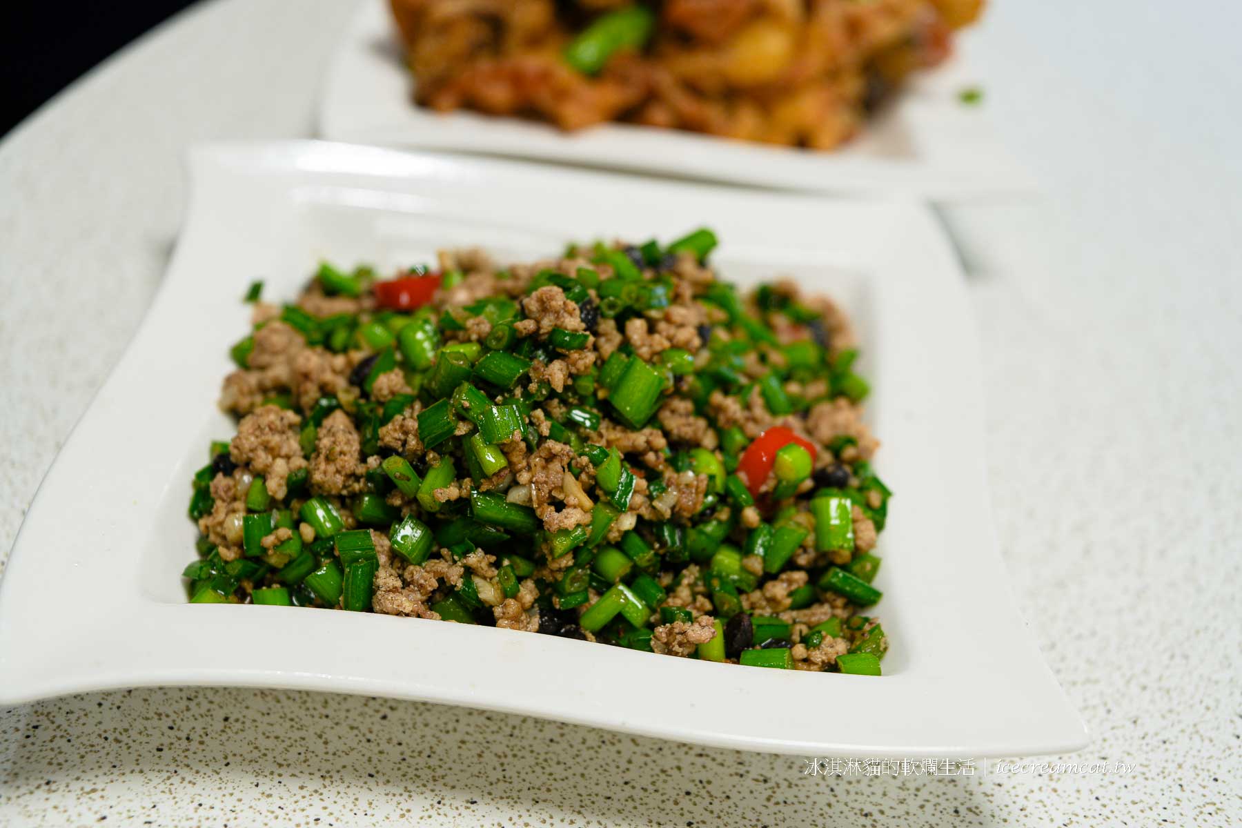 【松山美食】北平萬珍樓美食餐廳 南京復興站附近中式桌菜及烤鴨，CP值超高 @冰淇淋貓的軟爛生活